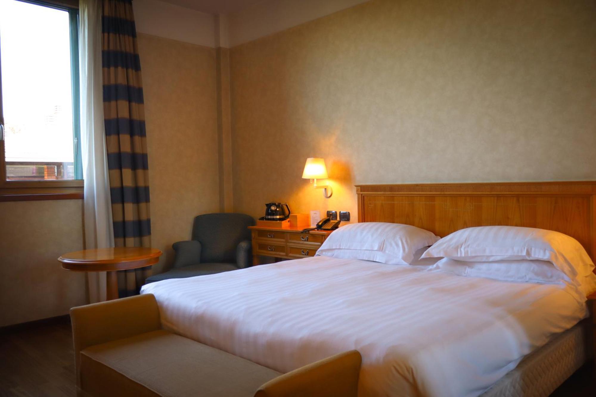 Monica Hotel Fiera Pregnana Milanese Екстер'єр фото
